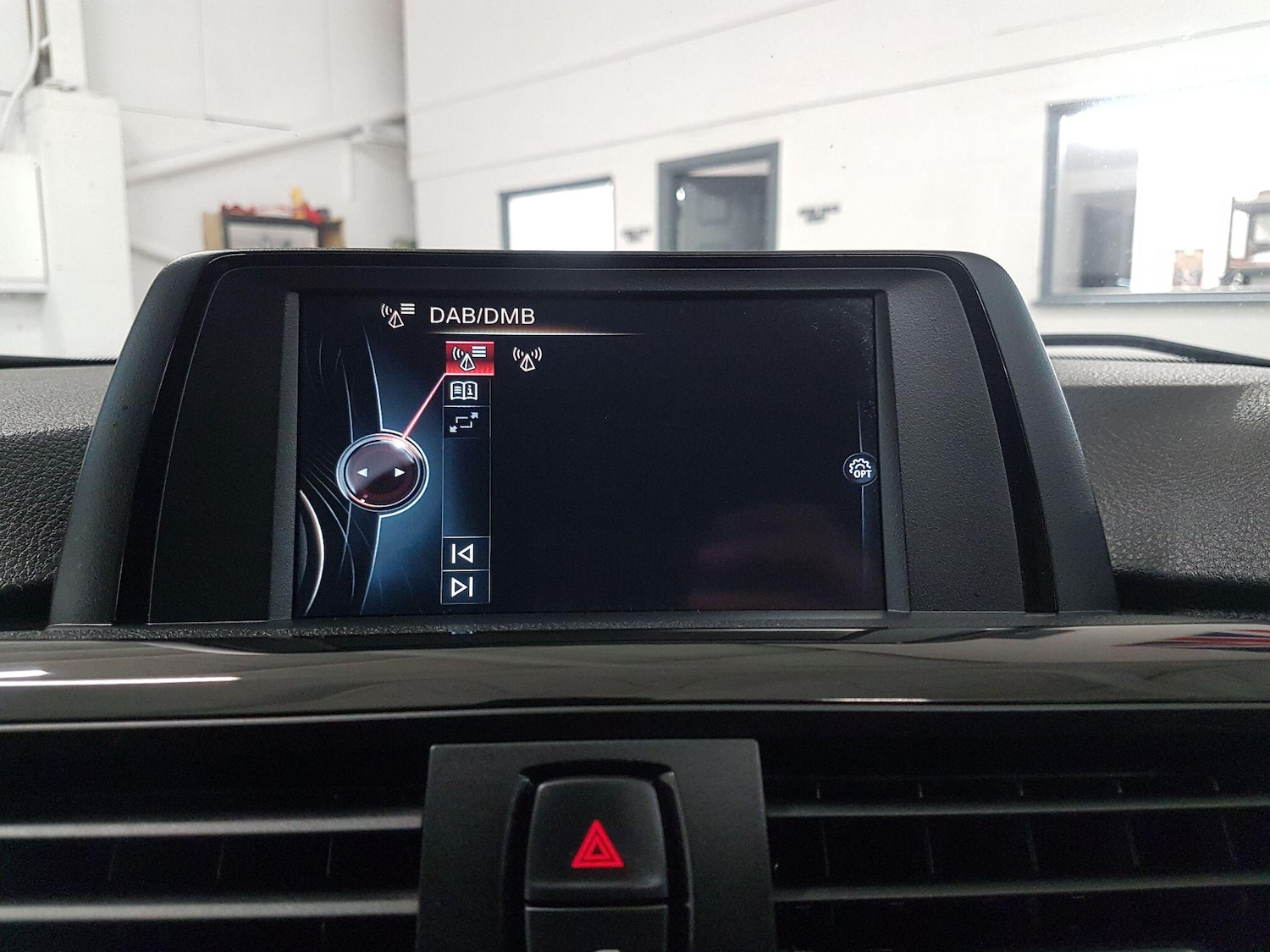 Used BMW 3 Series 2015 for sale - 77066682: Photo 28