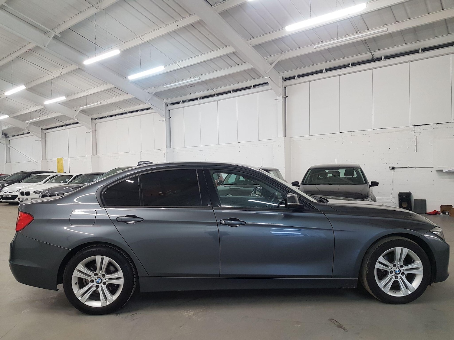 Used BMW 3 Series 2015 for sale - 77066682: Photo 9