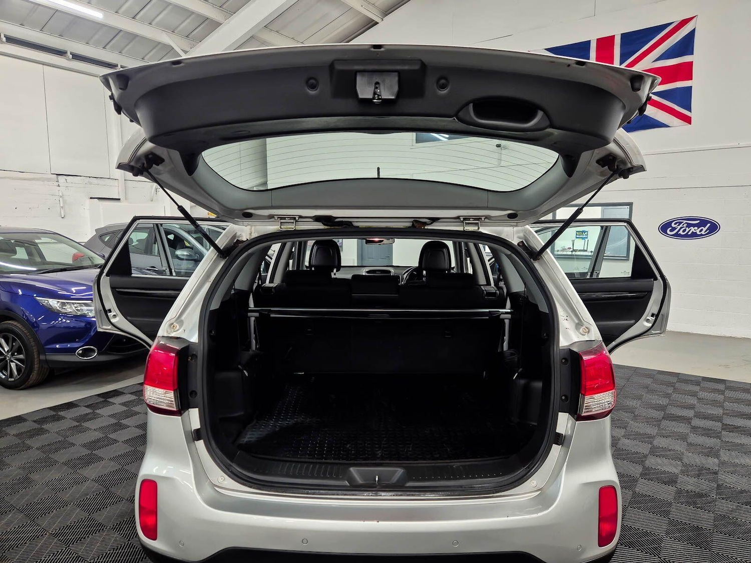 Used Kia Sorento 2013 for sale - 77386240: Photo 98