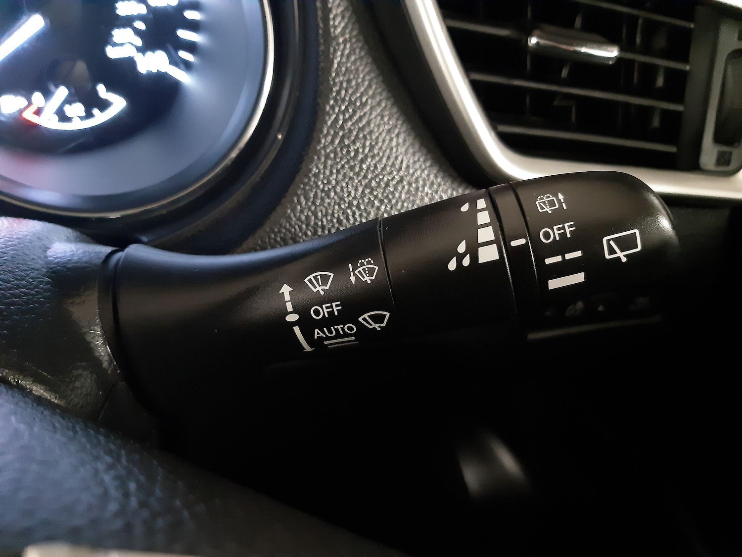 Used Nissan Qashqai 2015 for sale - 76714269: Photo 19