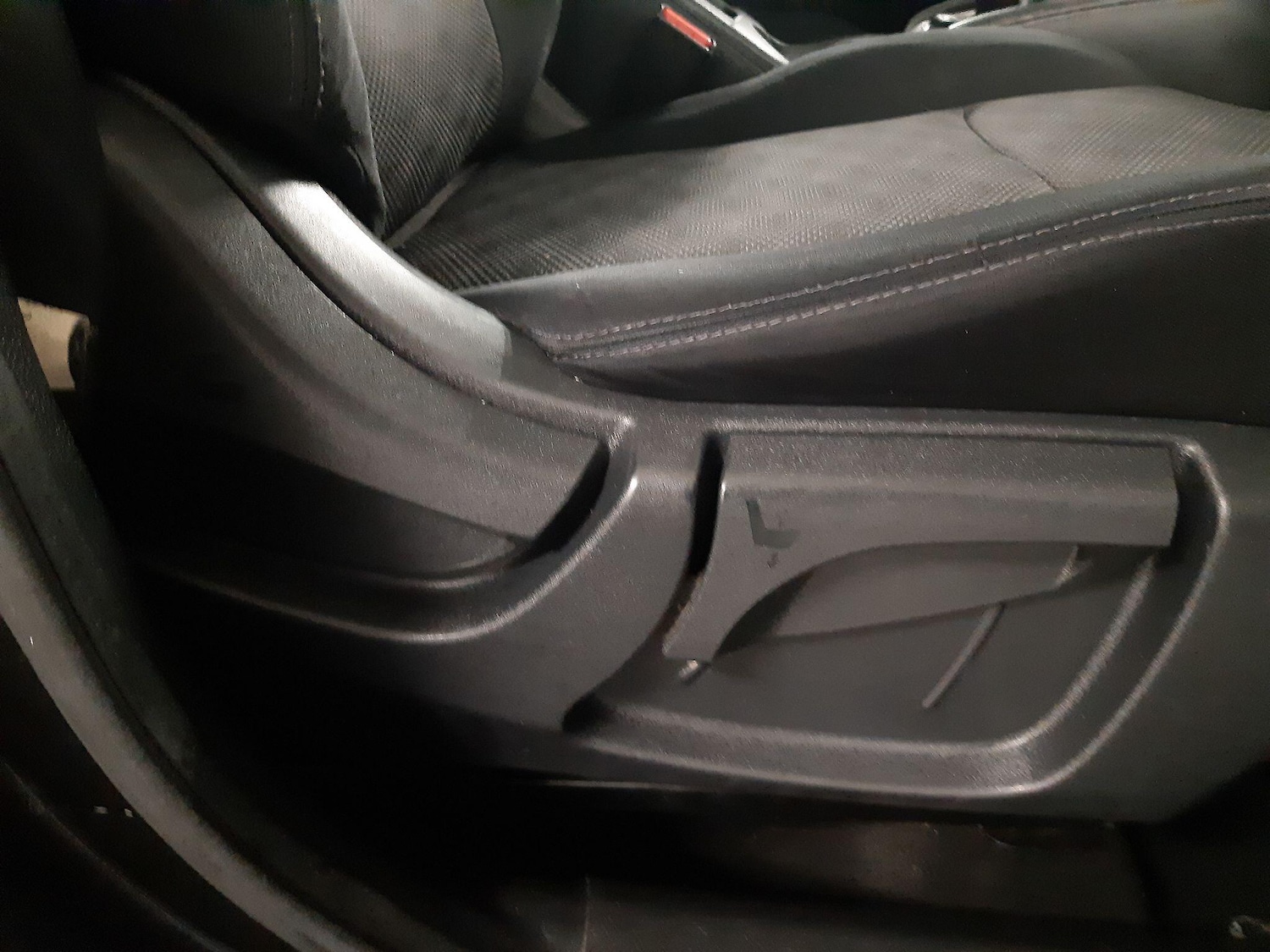 Used Nissan Qashqai 2015 for sale - 76714269: Photo 33