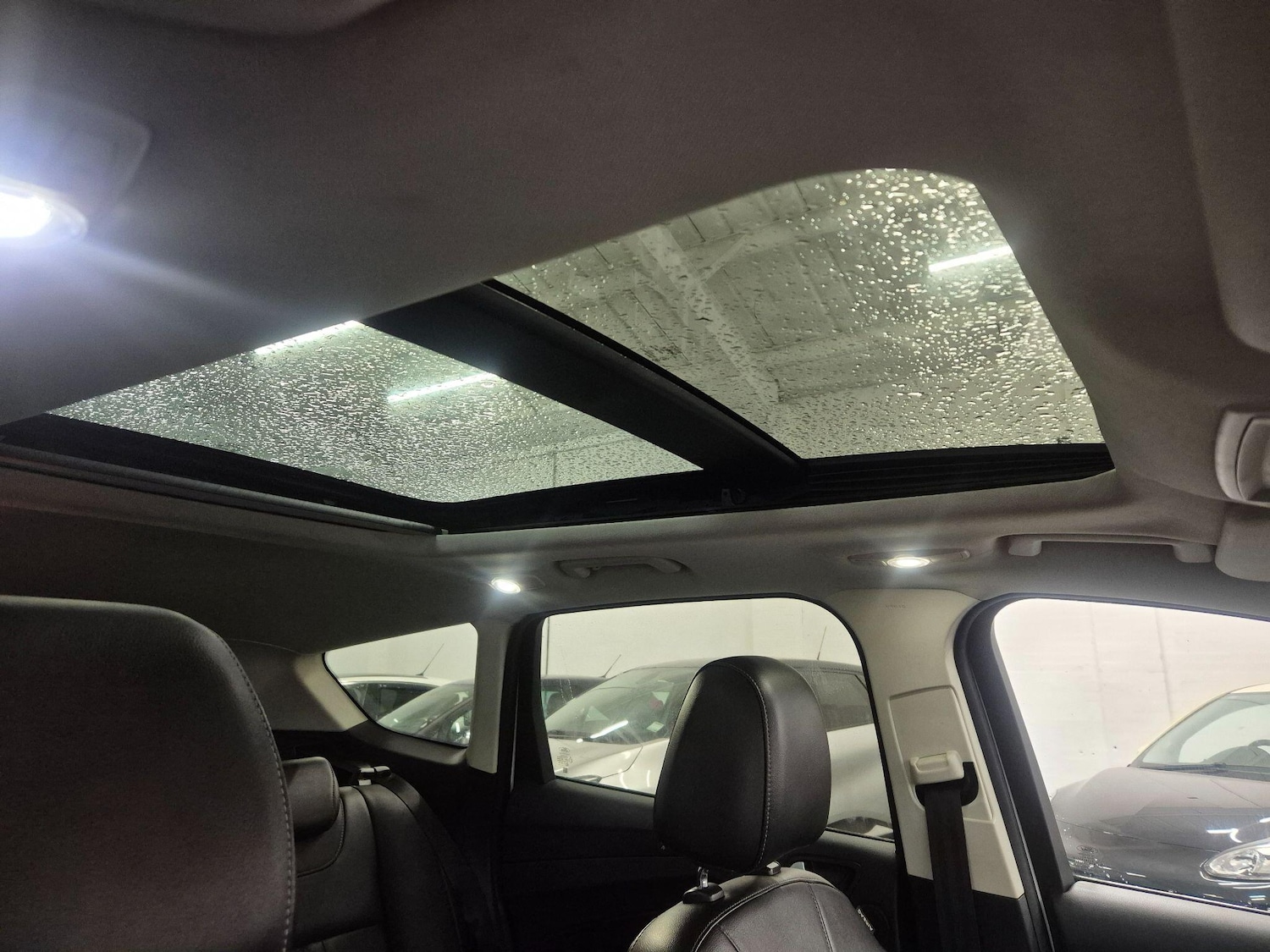 Used Ford Kuga 2014 for sale - 76898917: Photo 31