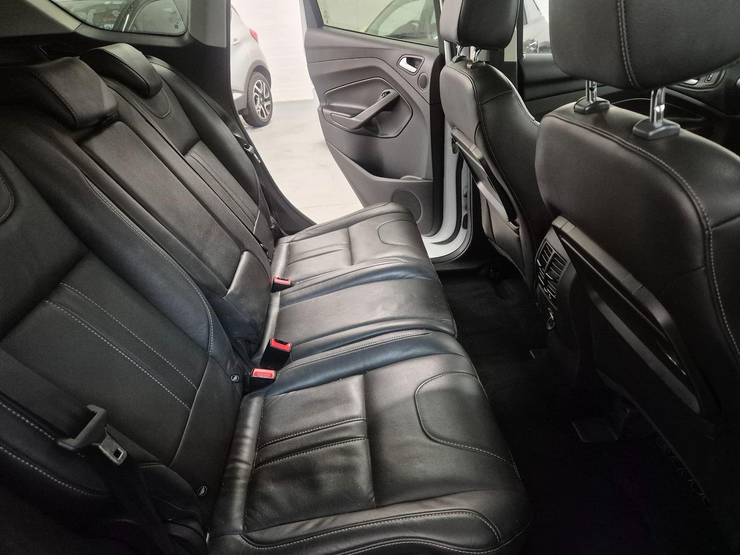 Used Ford Kuga 2014 for sale - 76898917: Photo 44