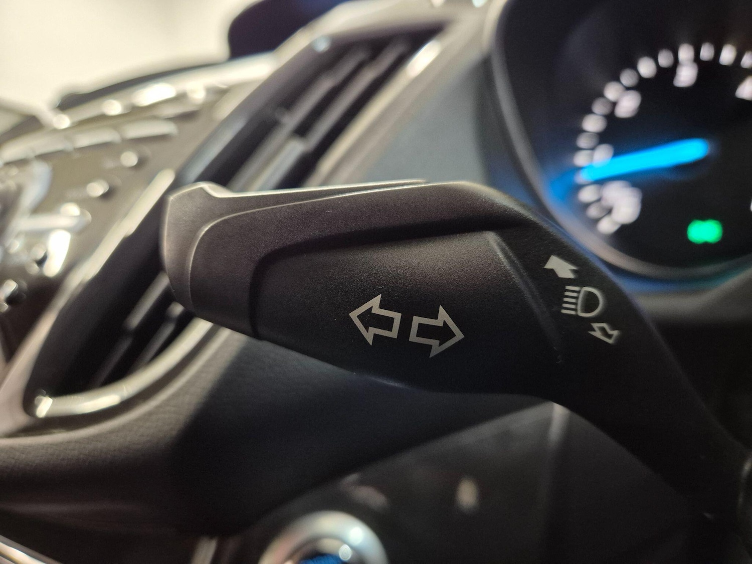 Used Ford Kuga 2014 for sale - 76898917: Photo 80