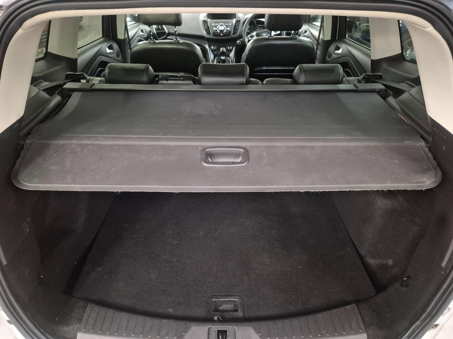 Used Ford Kuga 2014 for sale - 76898917: Photo 88