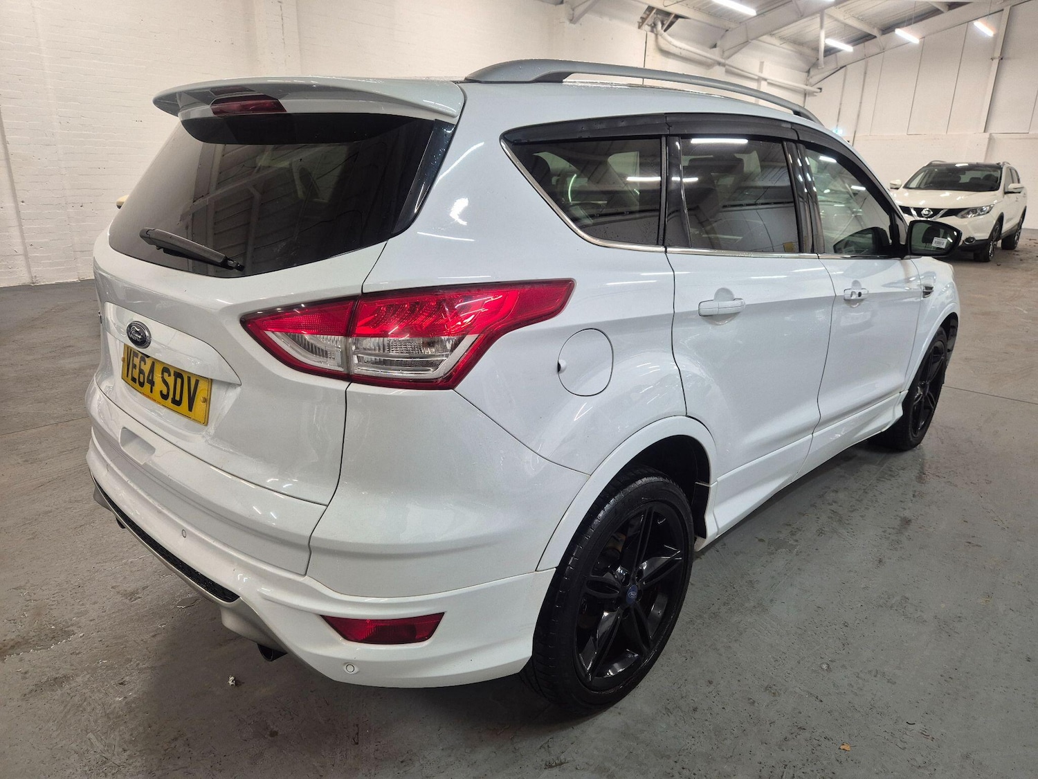 Used Ford Kuga 2014 for sale - 76898917: Photo 9
