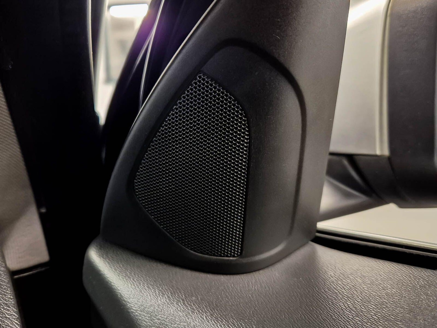 Used Volvo V60 2012 for sale - 77611840: Photo 35