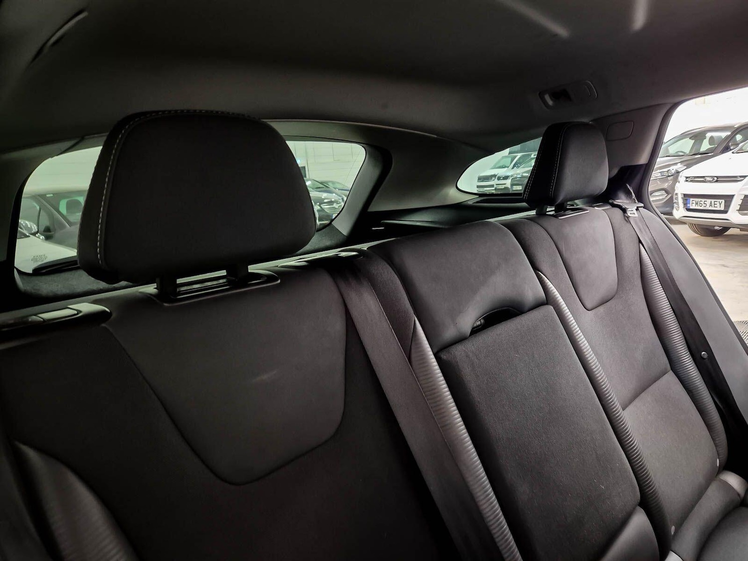 Used Volvo V60 2012 for sale - 77611840: Photo 41