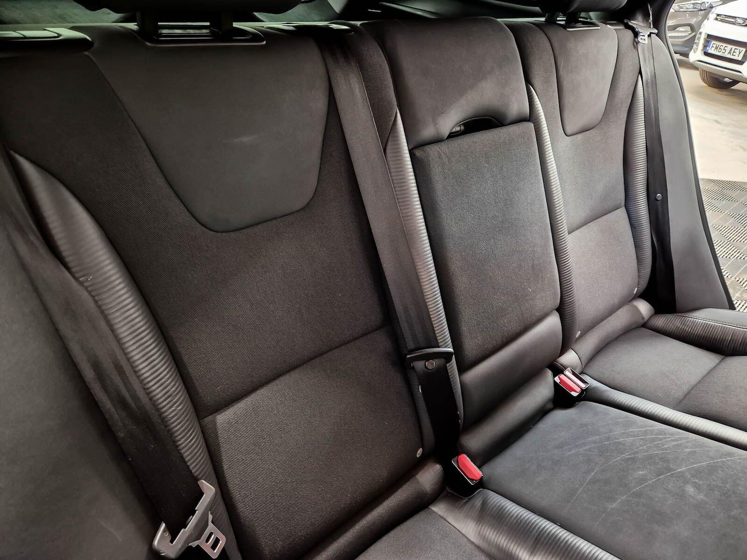 Used Volvo V60 2012 for sale - 77611840: Photo 42