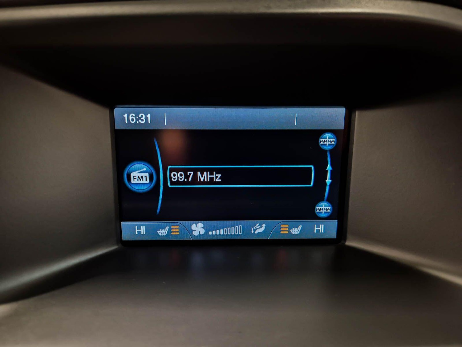 Used Volvo V60 2012 for sale - 77611840: Photo 71