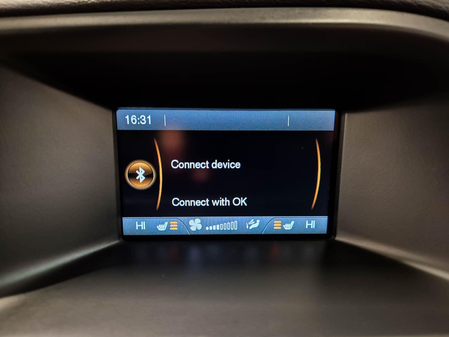 Used Volvo V60 2012 for sale - 77611840: Photo 72