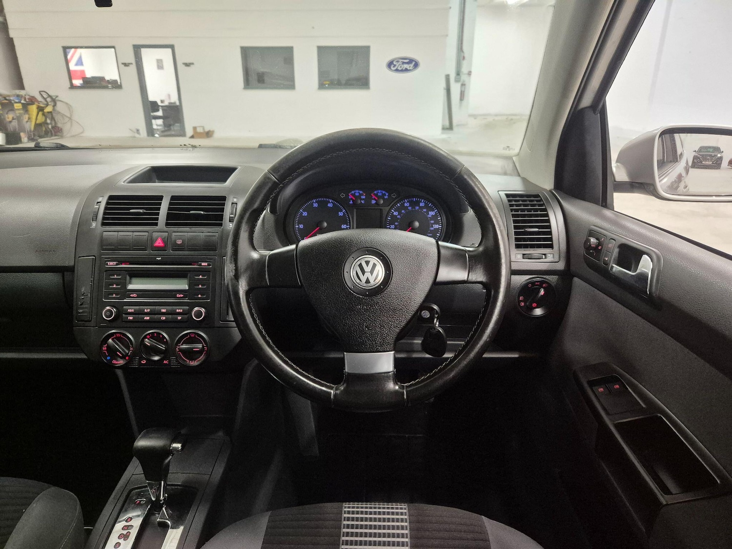 Used Volkswagen Polo 2008 for sale - 76485356: Photo 13