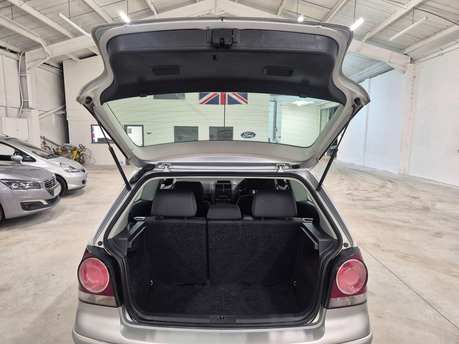 Used Volkswagen Polo 2008 for sale - 76485356: Photo 34