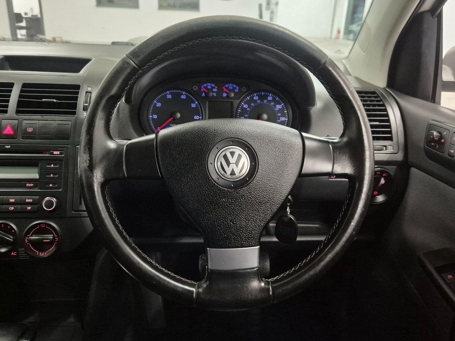 Used Volkswagen Polo 2008 for sale - 76485356: Photo 36