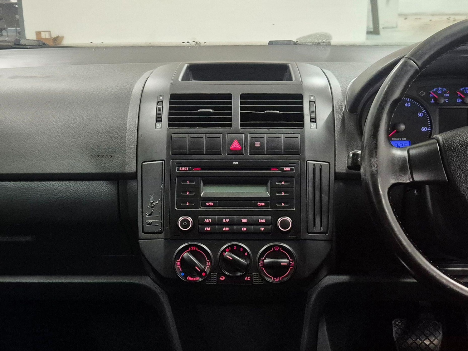 Used Volkswagen Polo 2008 for sale - 76485356: Photo 50