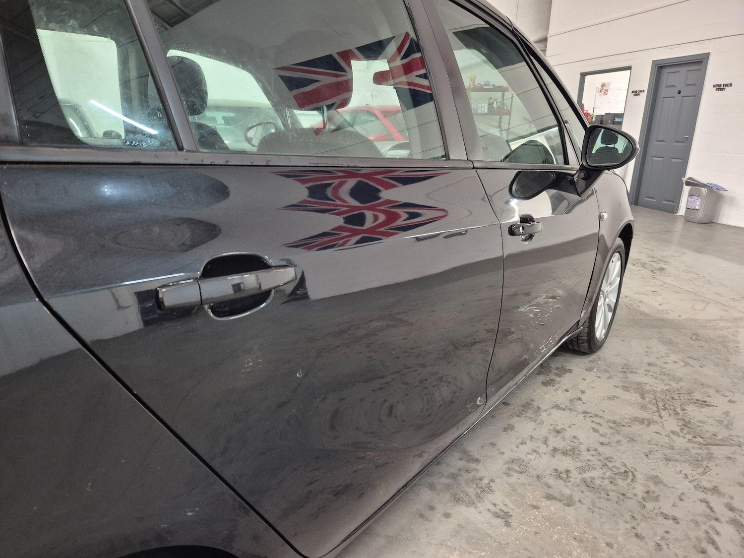 Used Vauxhall Zafira 2016 for sale - 77216242: Photo 12