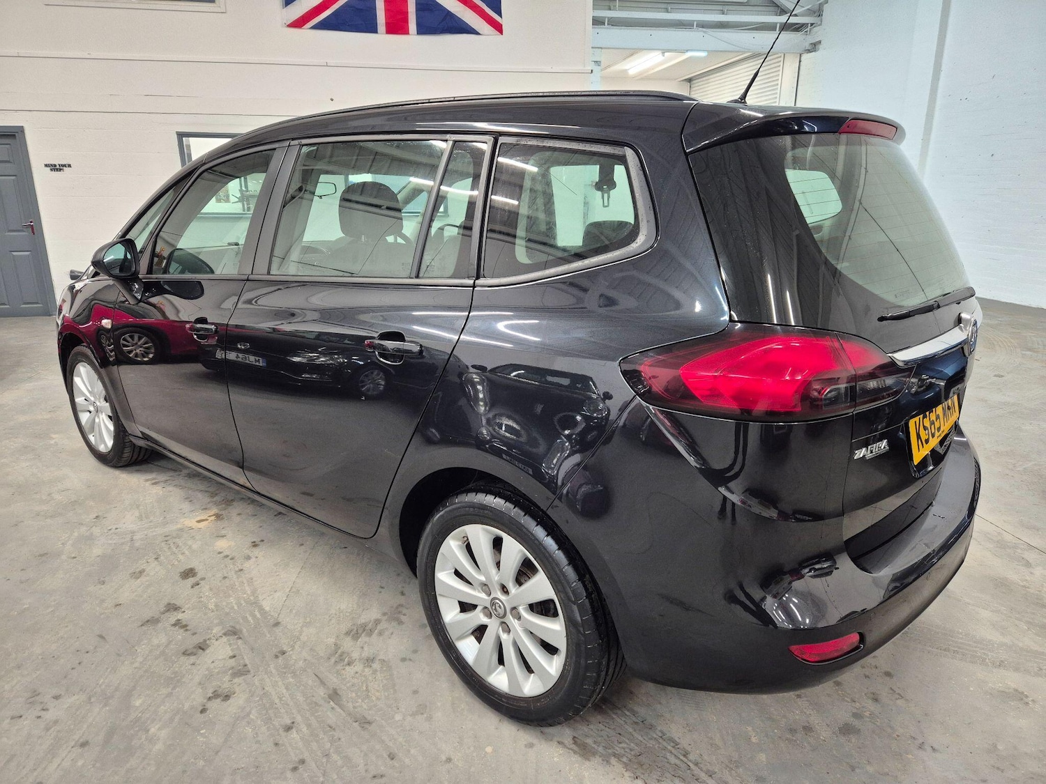 Used Vauxhall Zafira 2016 for sale - 77216242: Photo 4