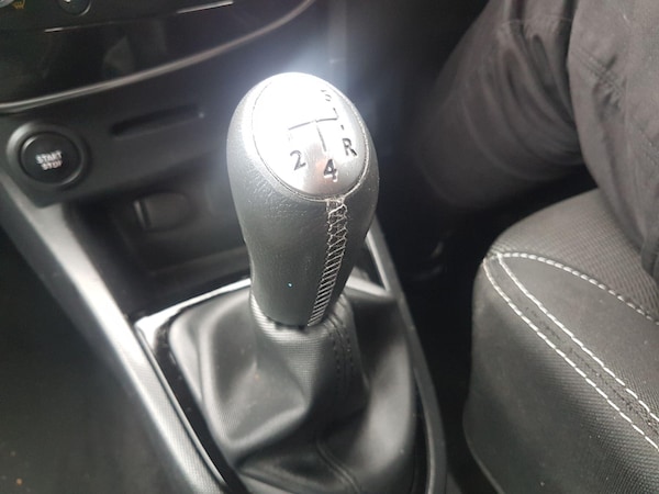 Used Renault Clio 2015 for sale - 76283823: Photo 12