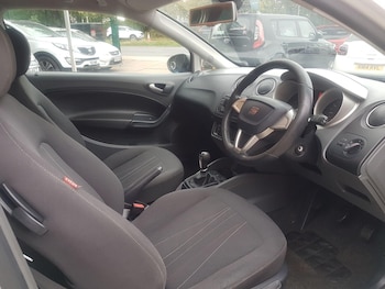 Used SEAT Ibiza 2011 for sale - 76200632: Photo 2