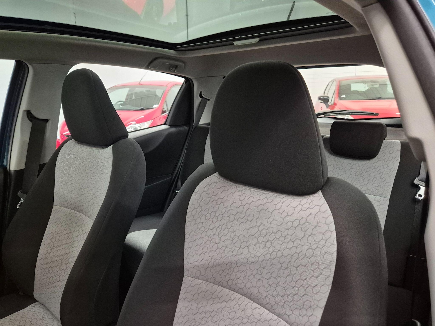 Used Toyota Yaris 2013 for sale - 78007185: Photo 26