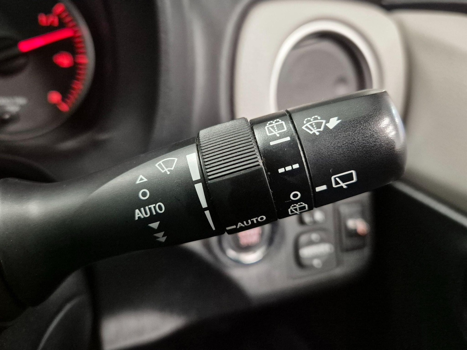 Used Toyota Yaris 2013 for sale - 78007185: Photo 34