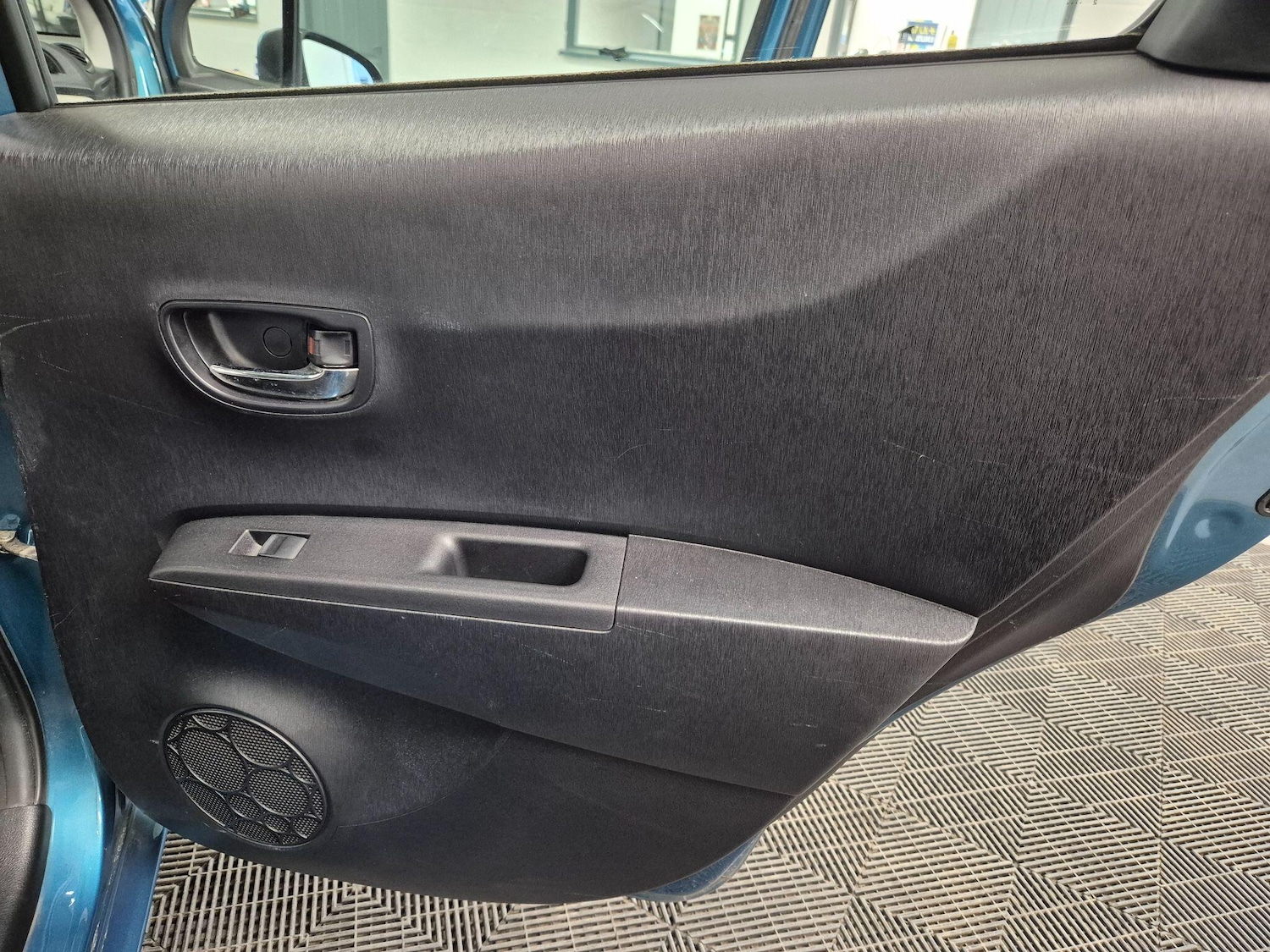 Used Toyota Yaris 2013 for sale - 78007185: Photo 39