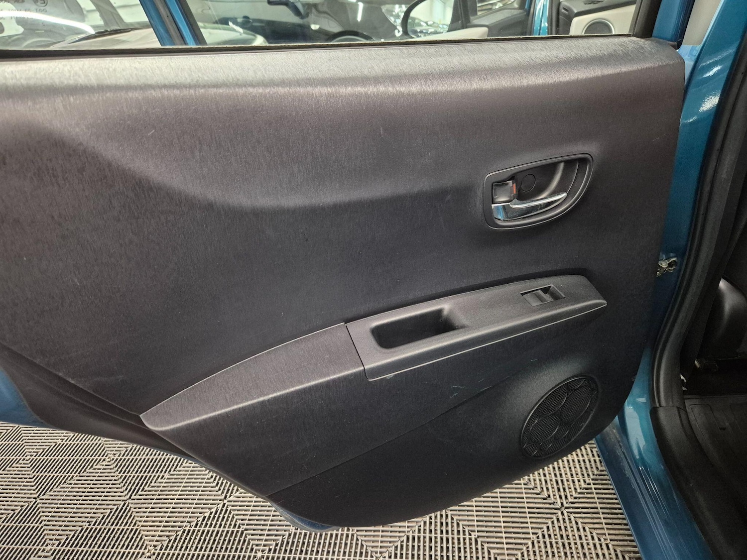 Used Toyota Yaris 2013 for sale - 78007185: Photo 40