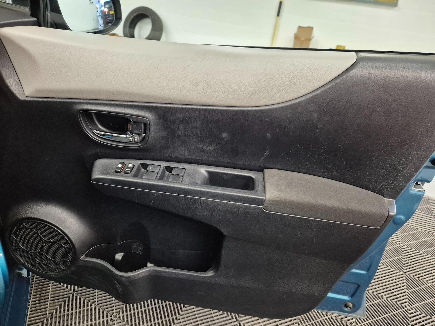 Used Toyota Yaris 2013 for sale - 78007185: Photo 41