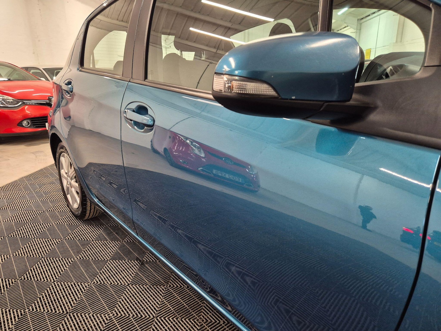 Used Toyota Yaris 2013 for sale - 78007185: Photo 54