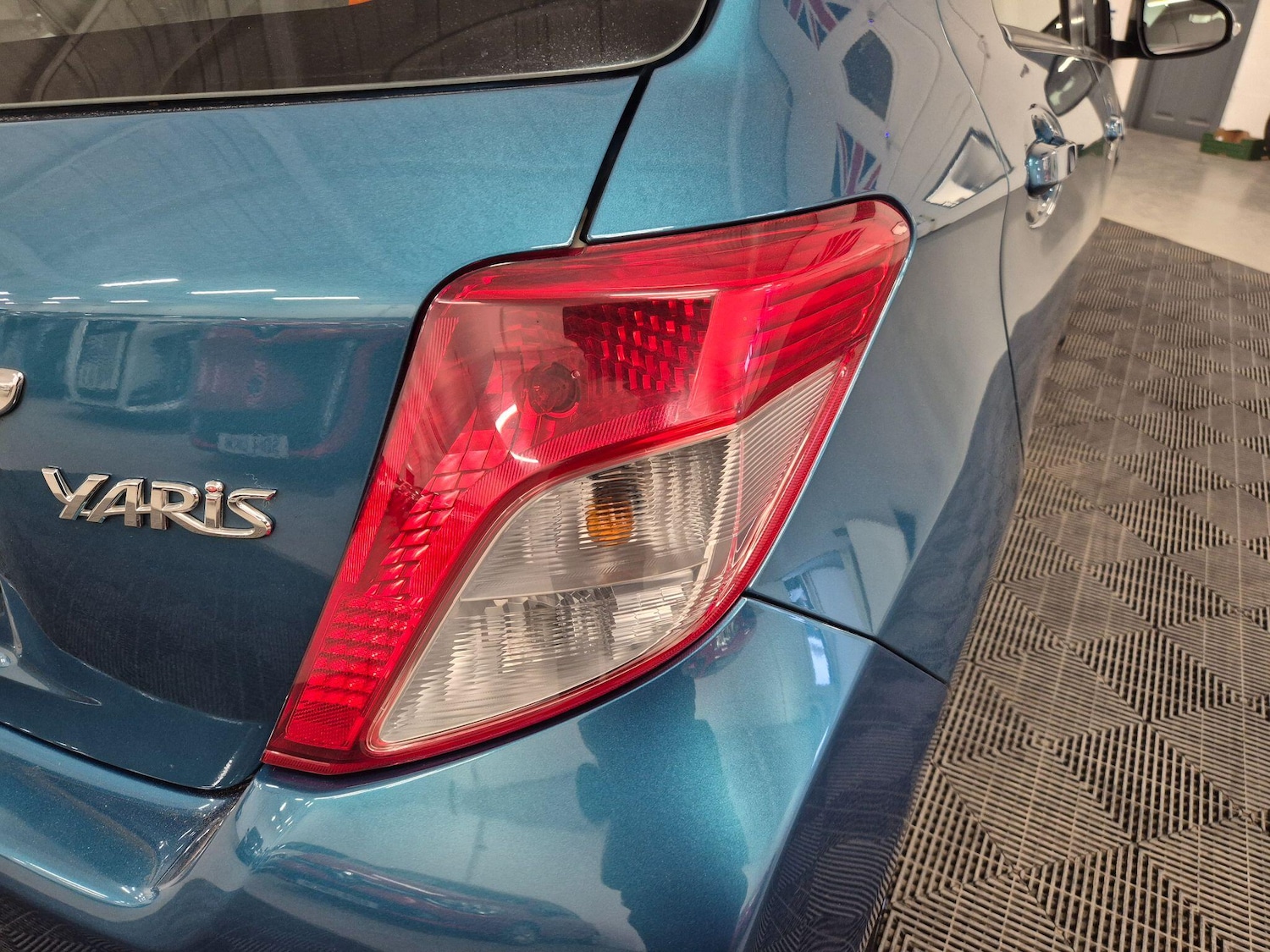 Used Toyota Yaris 2013 for sale - 78007185: Photo 66