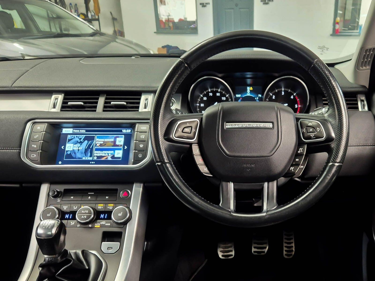 Used Land Rover Range Rover Evoque 2016 for sale - 77386327: Photo 2