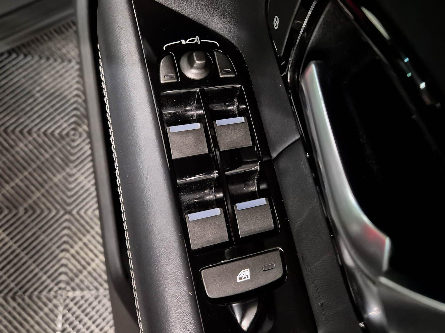 Used Land Rover Range Rover Evoque 2016 for sale - 77386327: Photo 47