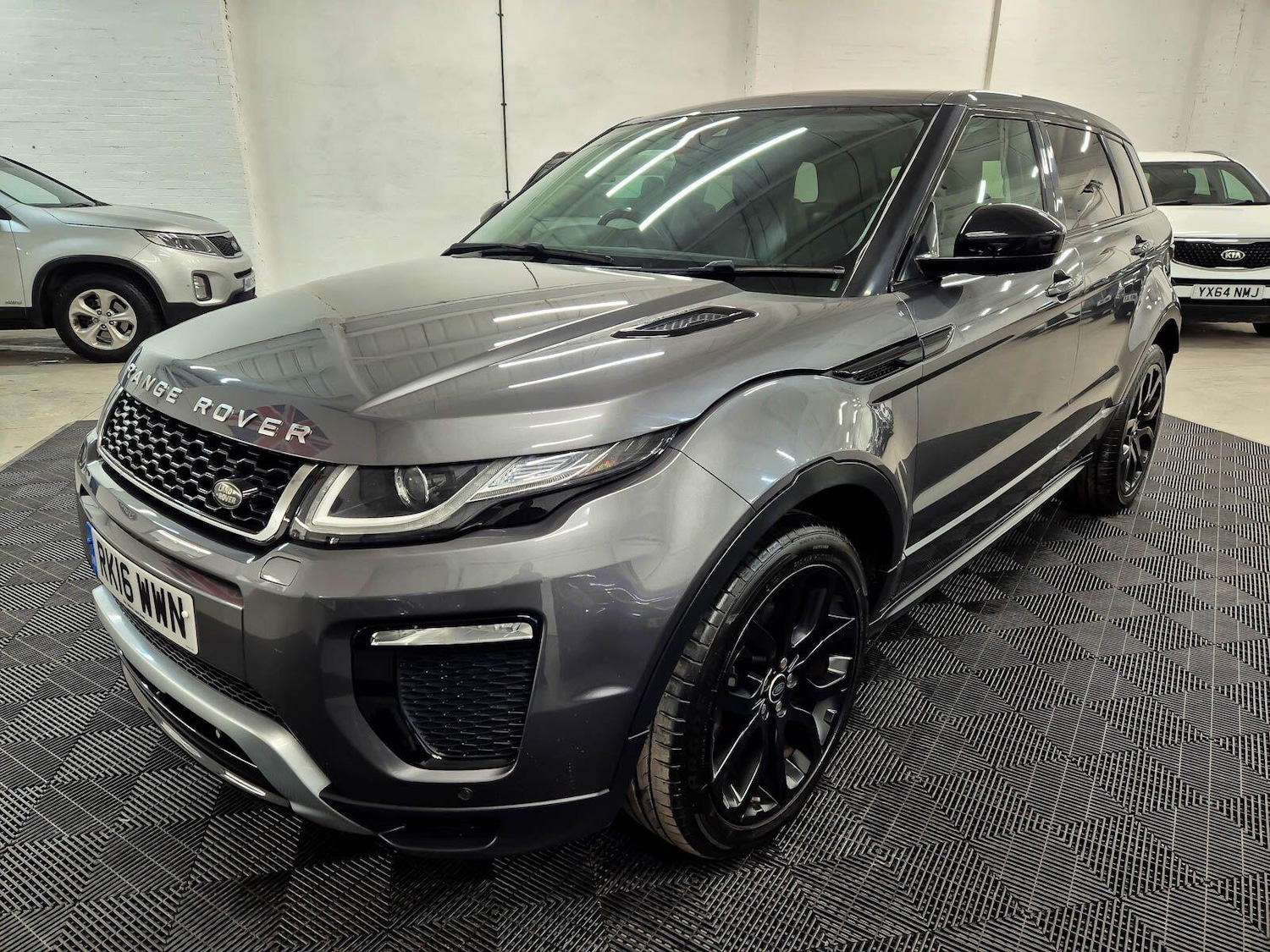 Used Land Rover Range Rover Evoque 2016 for sale - 77386327: Photo 6