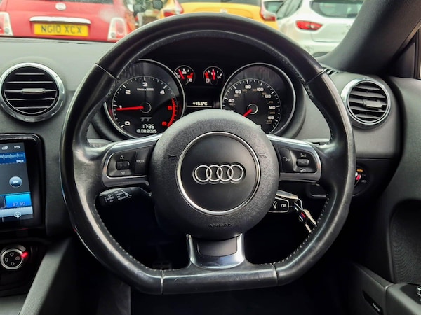 Used Audi TT 2013 for sale - 75623758: Photo 2