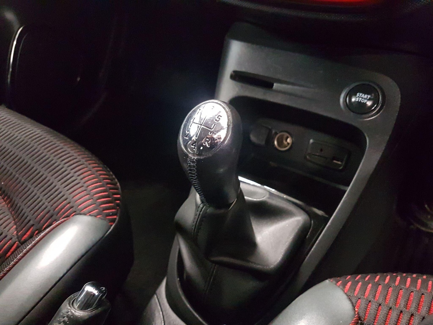 Used Renault Captur 2015 for sale - 77066681: Photo 13