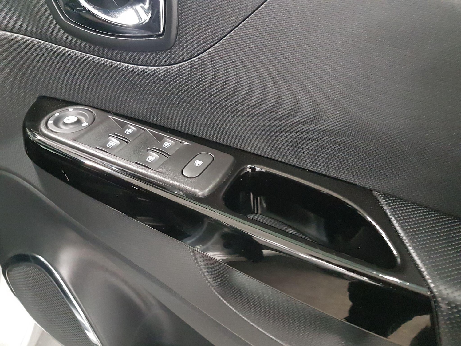 Used Renault Captur 2015 for sale - 77066681: Photo 18