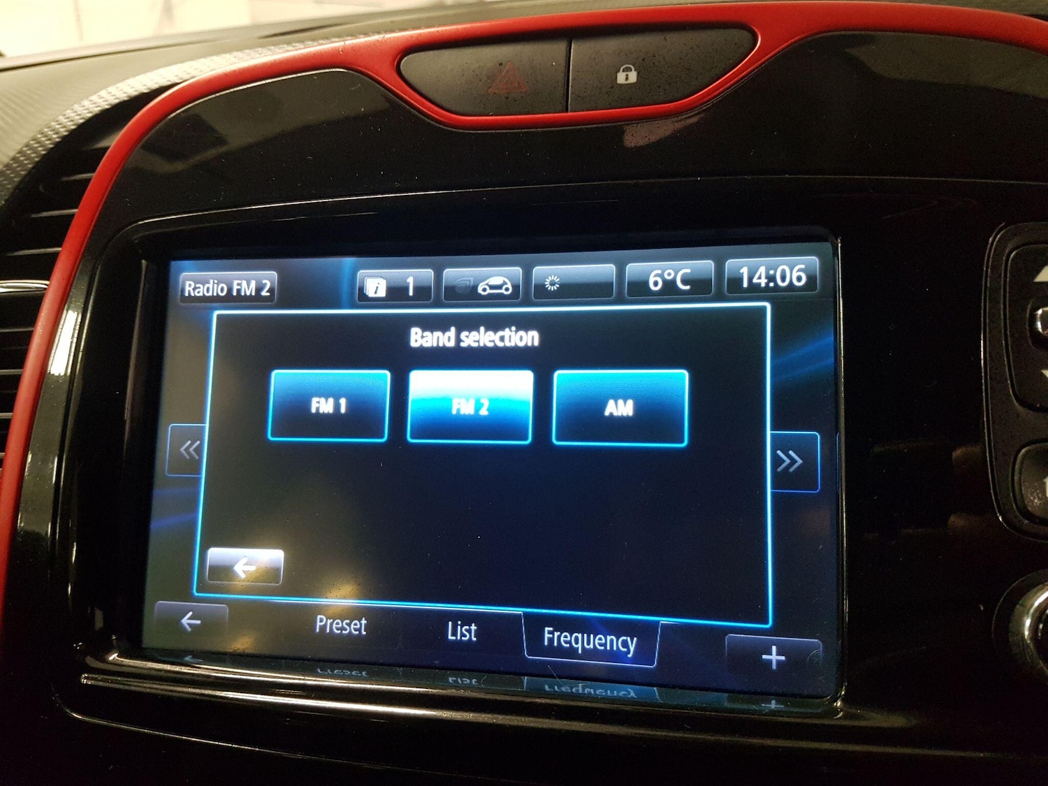 Used Renault Captur 2015 for sale - 77066681: Photo 33