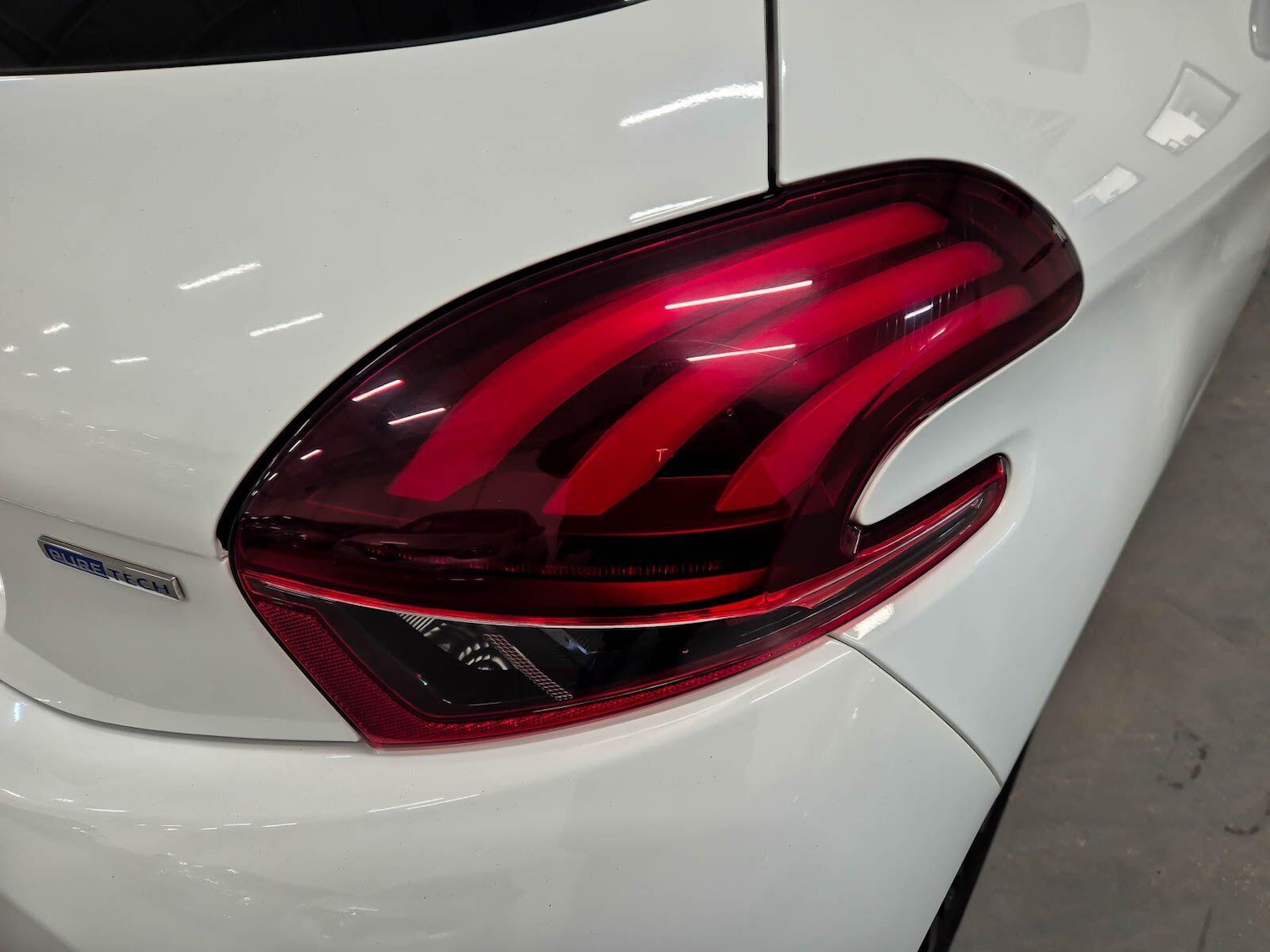 Used Peugeot 208 2016 for sale - 77060415: Photo 21