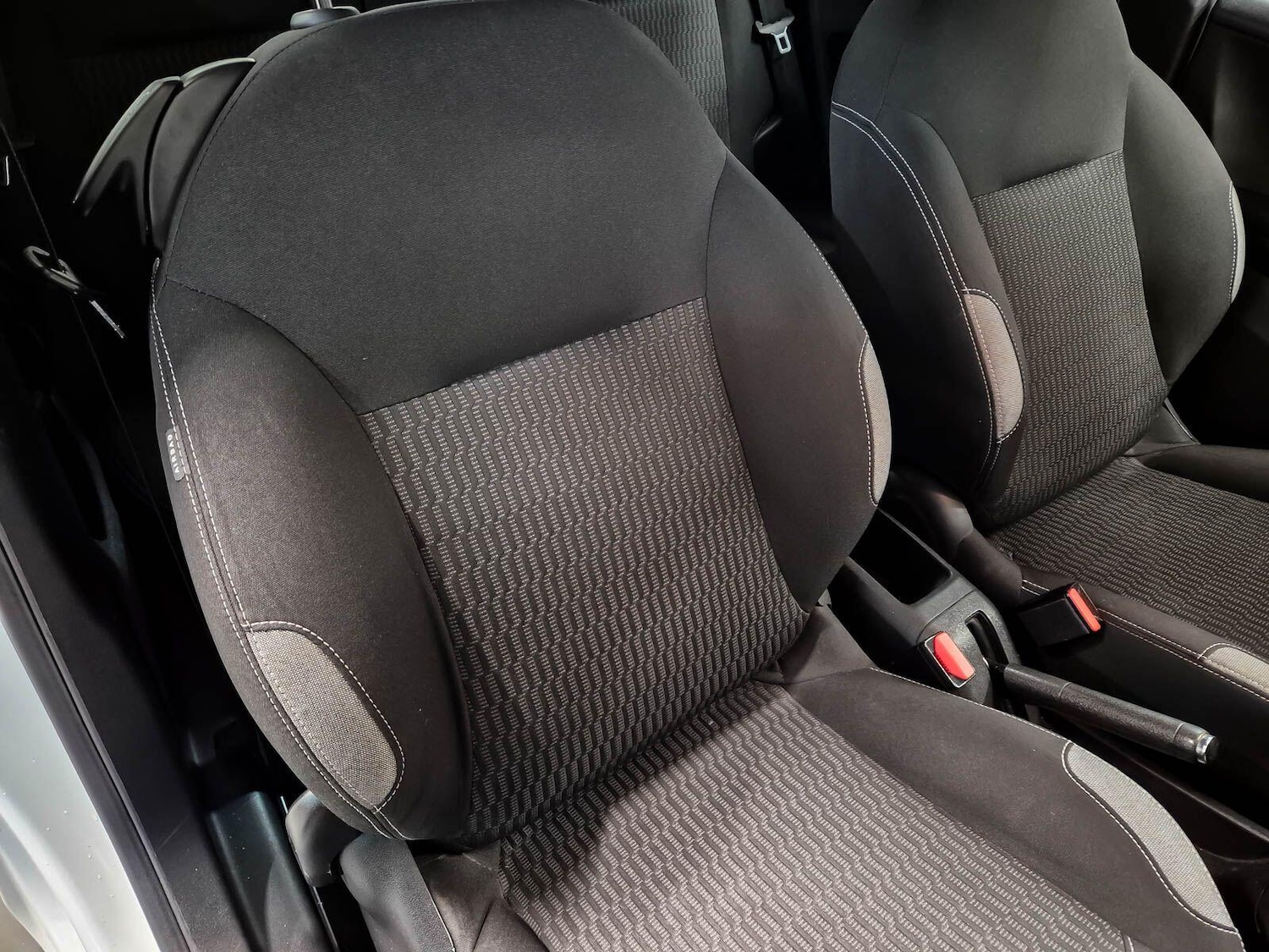 Used Peugeot 208 2016 for sale - 77060415: Photo 33