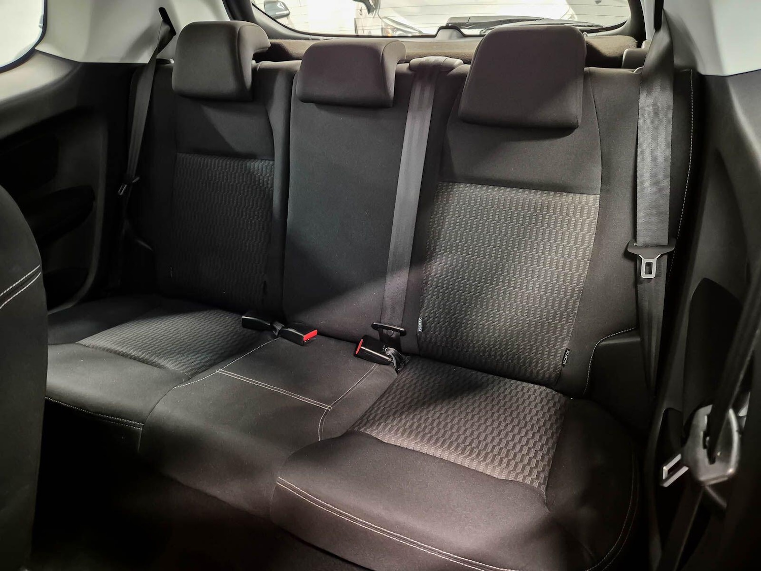 Used Peugeot 208 2016 for sale - 77060415: Photo 40