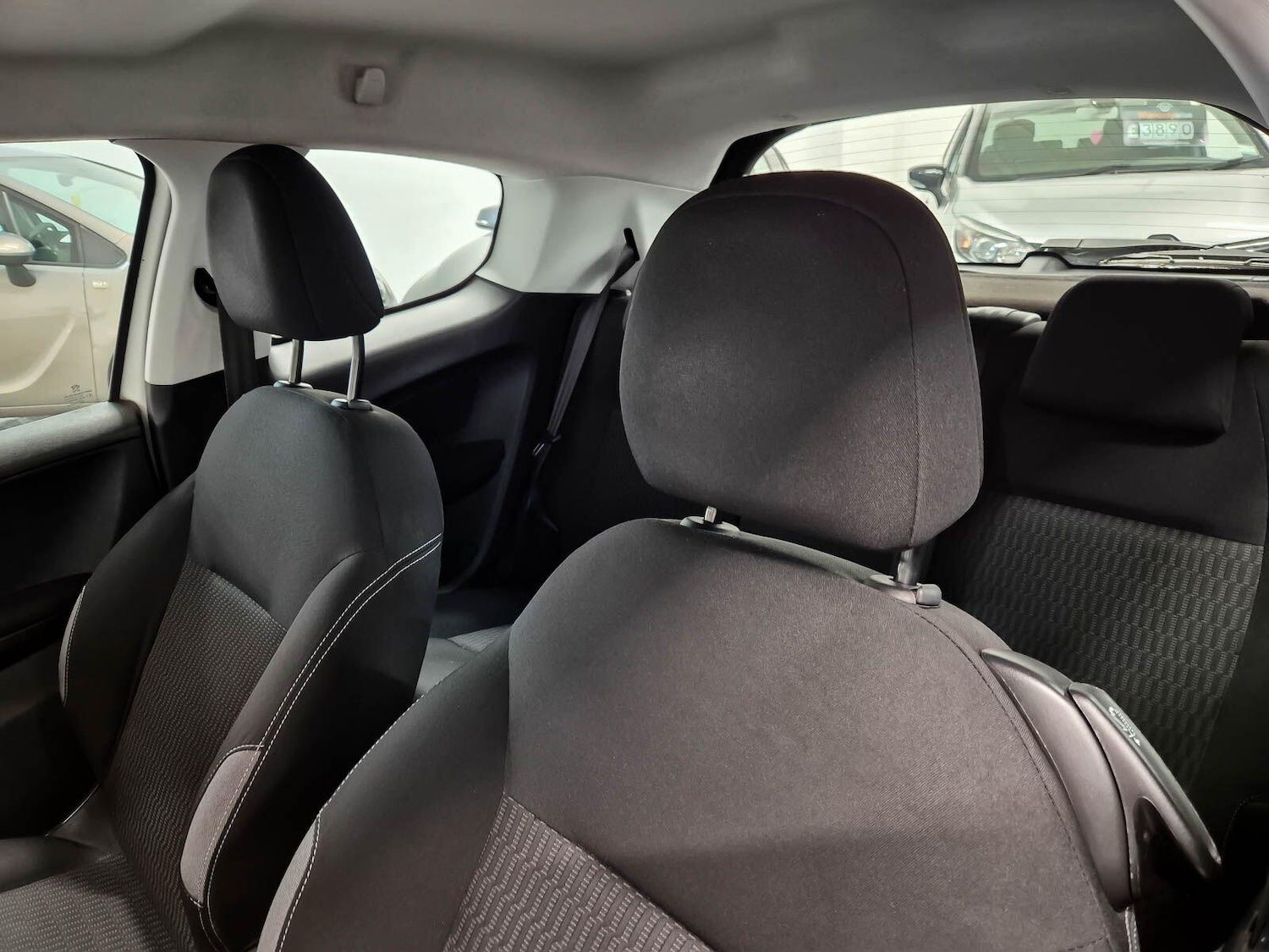 Used Peugeot 208 2016 for sale - 77060415: Photo 42