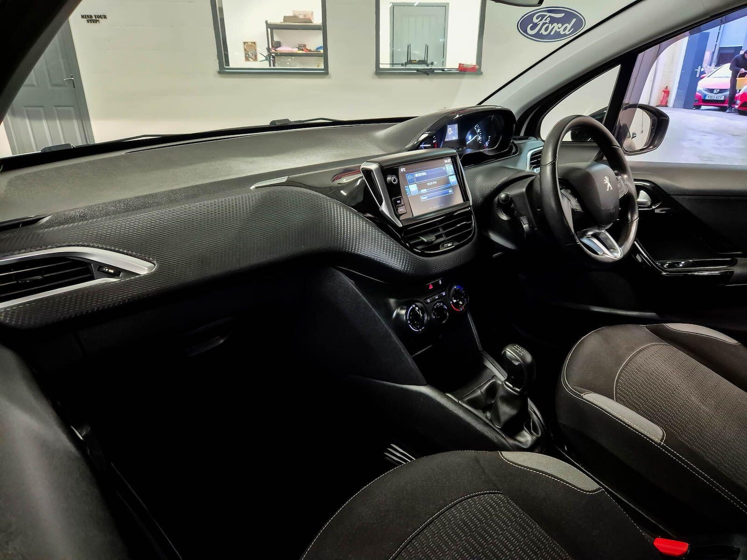 Used Peugeot 208 2016 for sale - 77060415: Photo 45