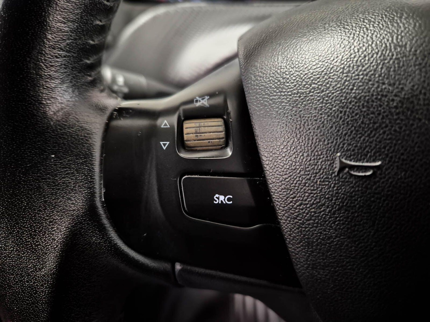 Used Peugeot 208 2016 for sale - 77060415: Photo 58