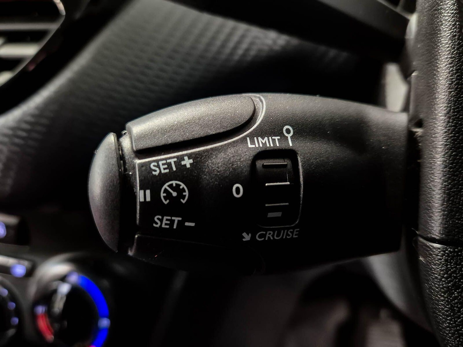 Used Peugeot 208 2016 for sale - 77060415: Photo 62