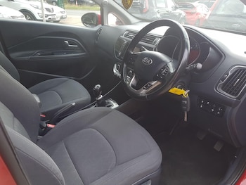 Used Kia Rio 2015 for sale - 76215205: Photo
