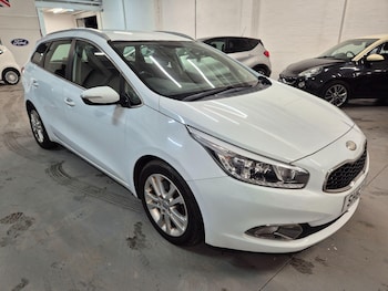 2013 (63) - 1.6 CRDi 2 5dr