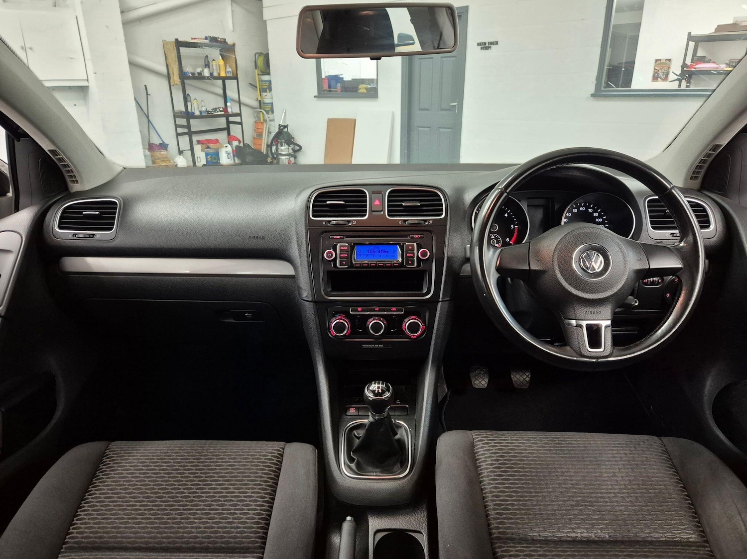 Used Volkswagen Golf 2010 for sale - 77066786: Photo 12