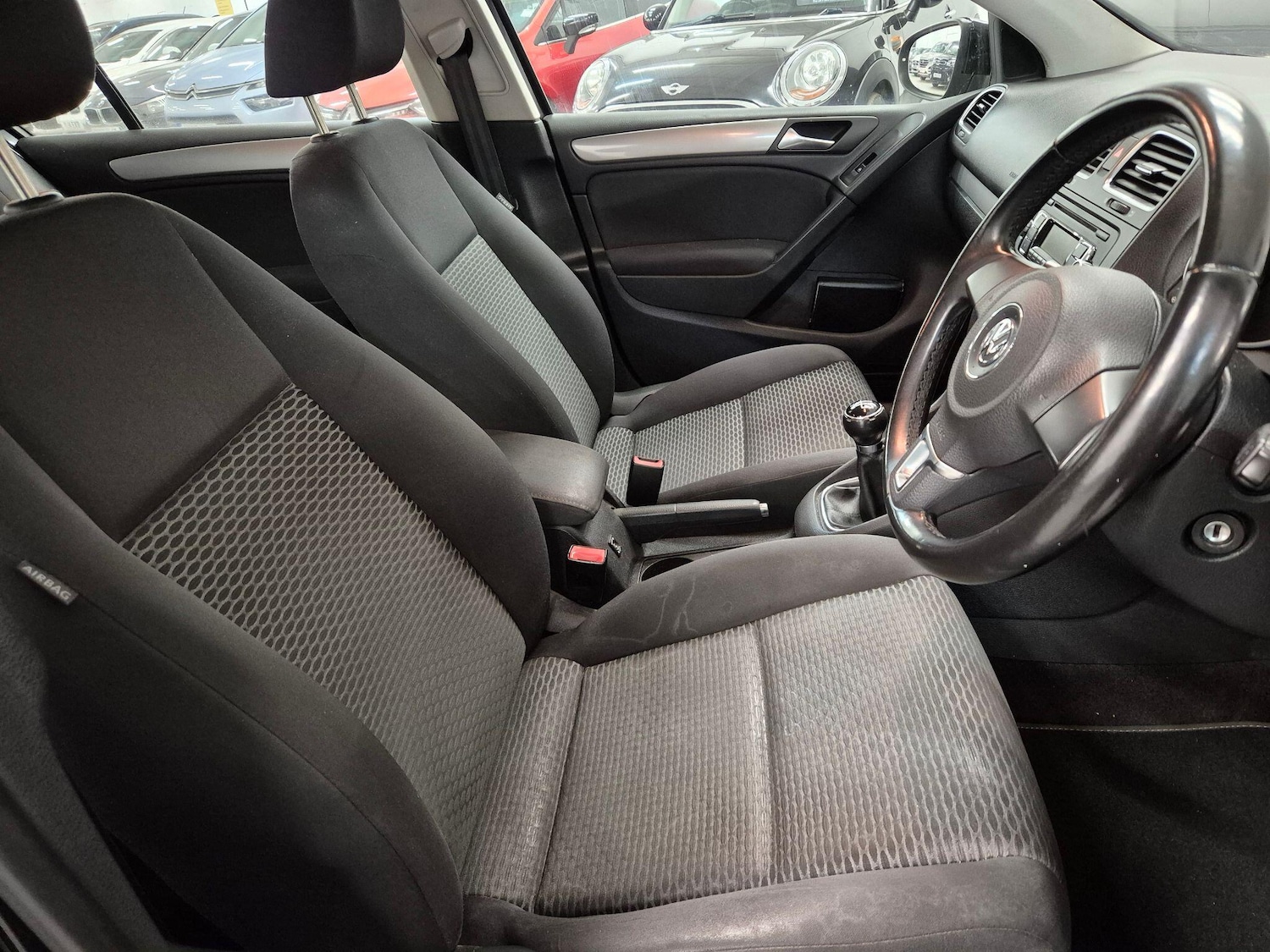 Used Volkswagen Golf 2010 for sale - 77066786: Photo 15