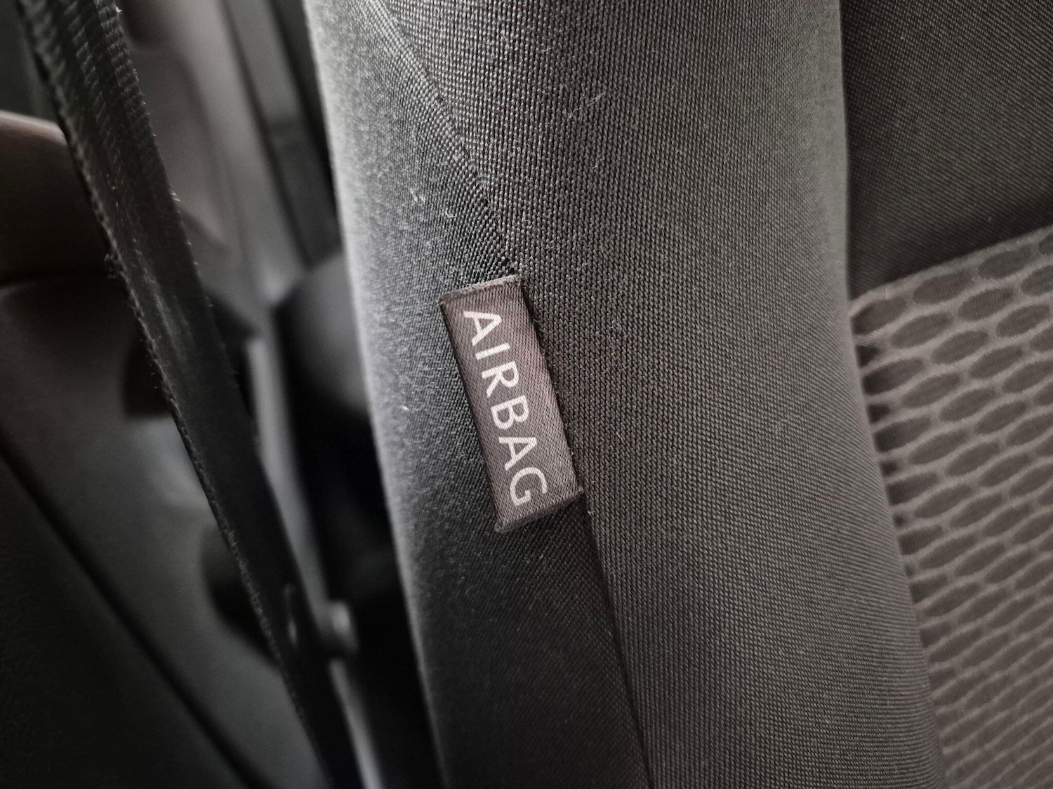 Used Volkswagen Golf 2010 for sale - 77066786: Photo 27