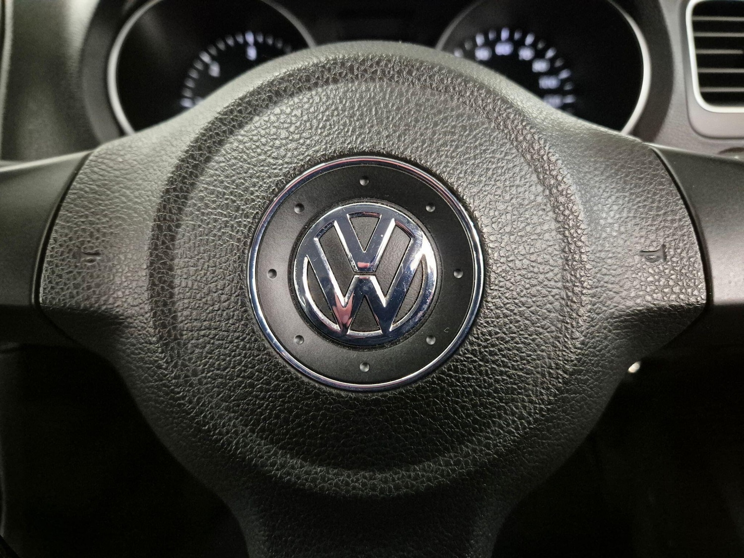 Used Volkswagen Golf 2010 for sale - 77066786: Photo 32